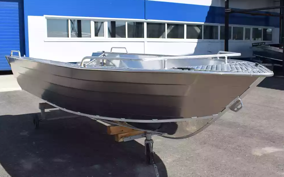 Алюминиевая лодка Неман-500 P в Южно-Сахалинске