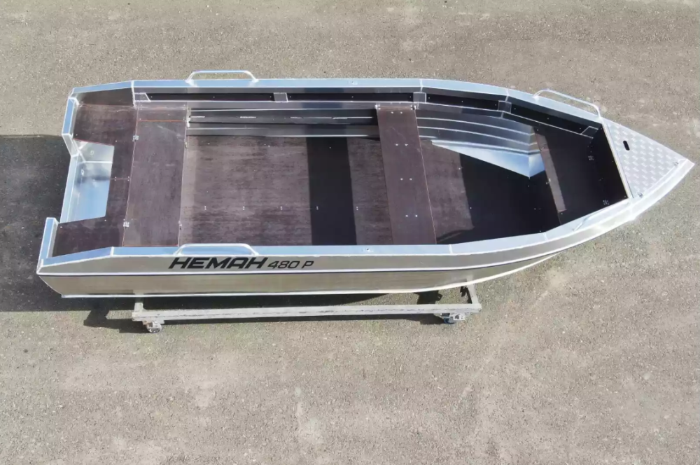 Алюминиевая лодка  Неман-480 Р в Южно-Сахалинске