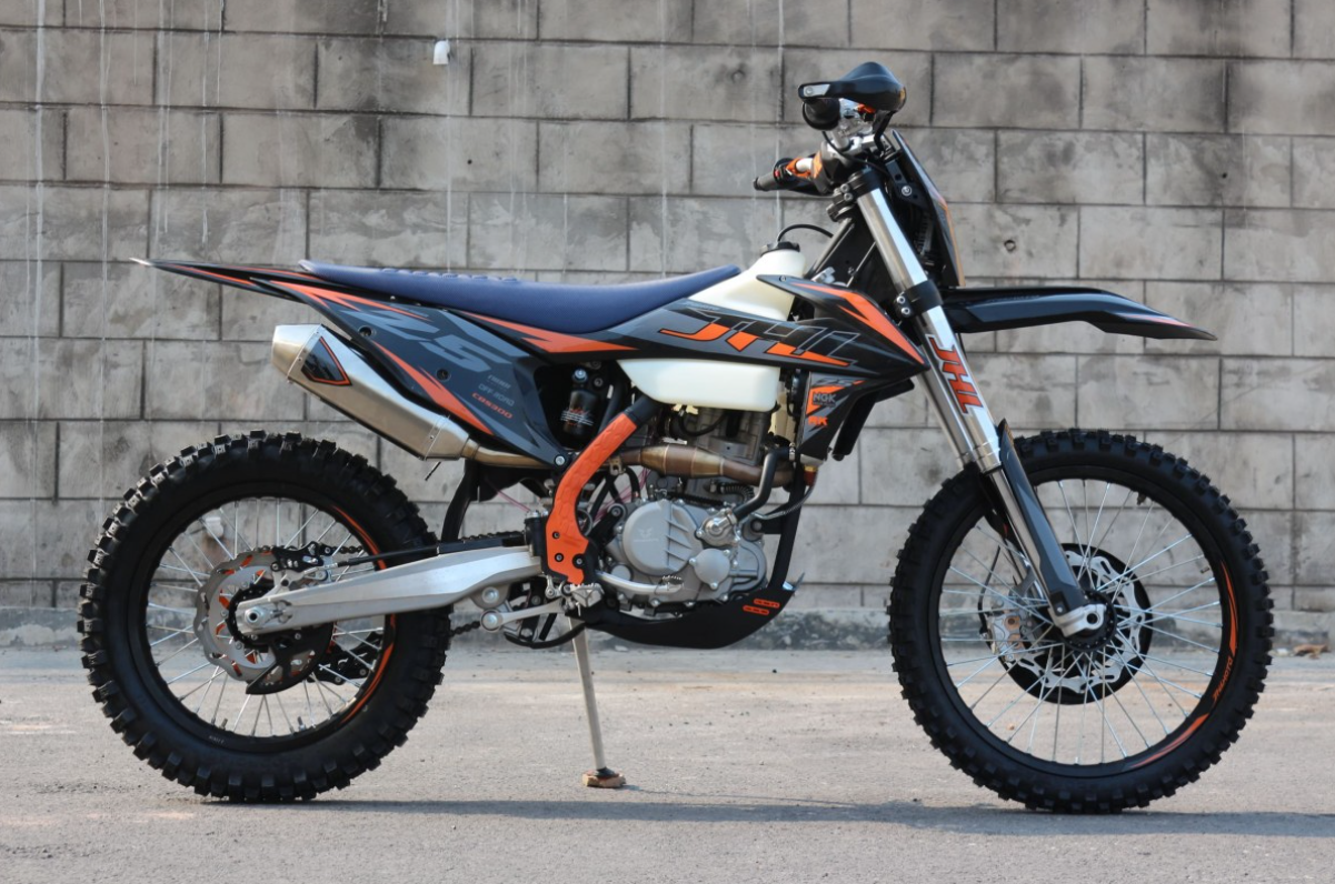 Мотоцикл JHLMOTO JHL Z6 NB300 (174MN-5) в Южно-Сахалинске