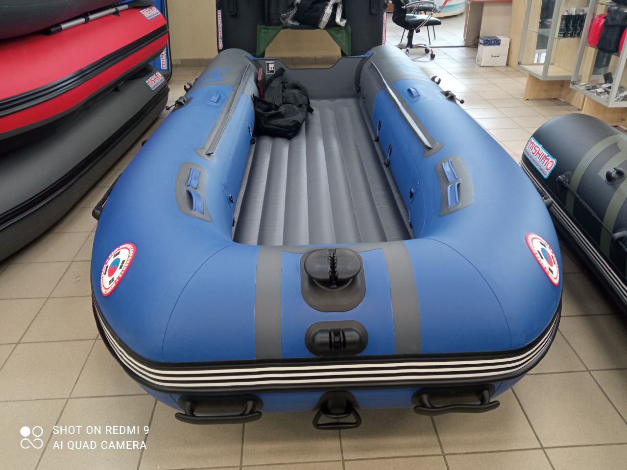 Лодка MISHIMO RIVER JET 410 под водомет в Южно-Сахалинске