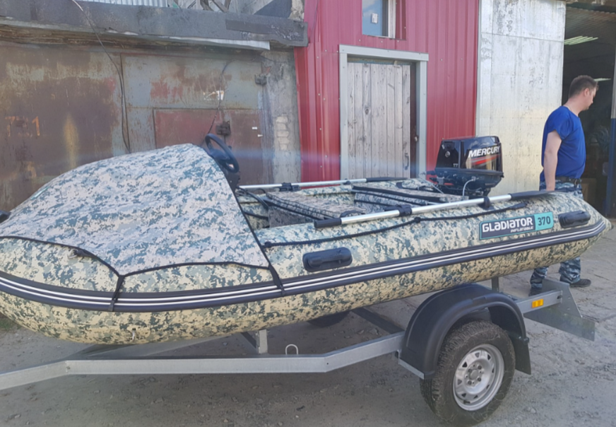 НАДУВНАЯ ЛОДКА GLADIATOR C370AL в Южно-Сахалинске