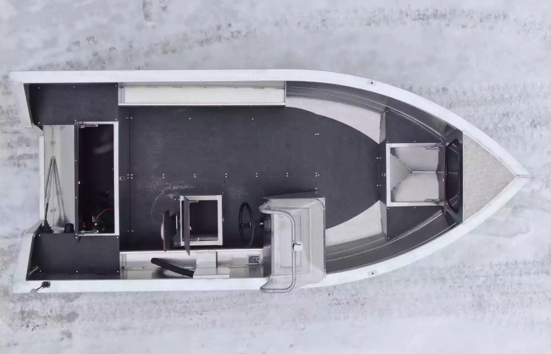 Алюминиевая лодка Неман-400 С в Южно-Сахалинске