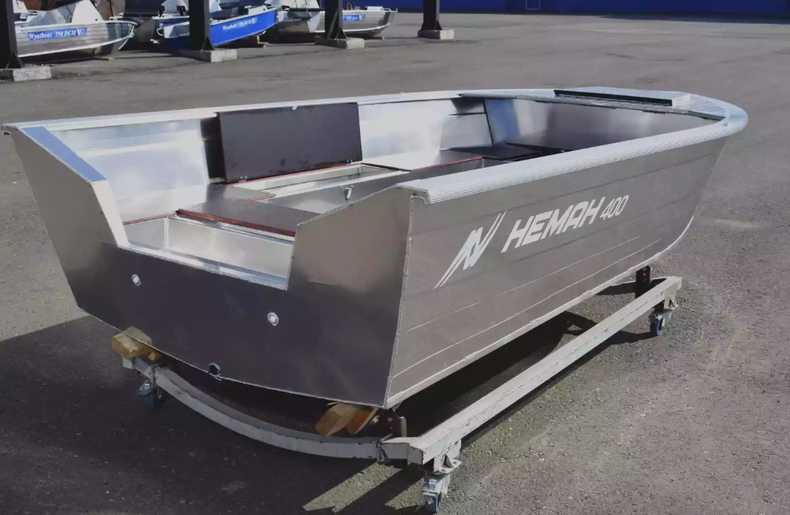 Алюминиевая лодка Неман-400 Р PRO в Южно-Сахалинске