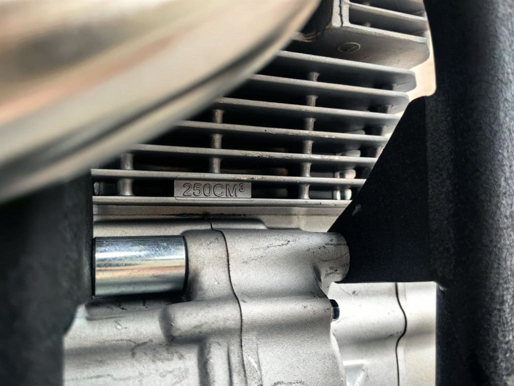 Мотоцикл JHLMOTO JHL Z4i (EFI) PR250 (172FMM-5S) в Южно-Сахалинске