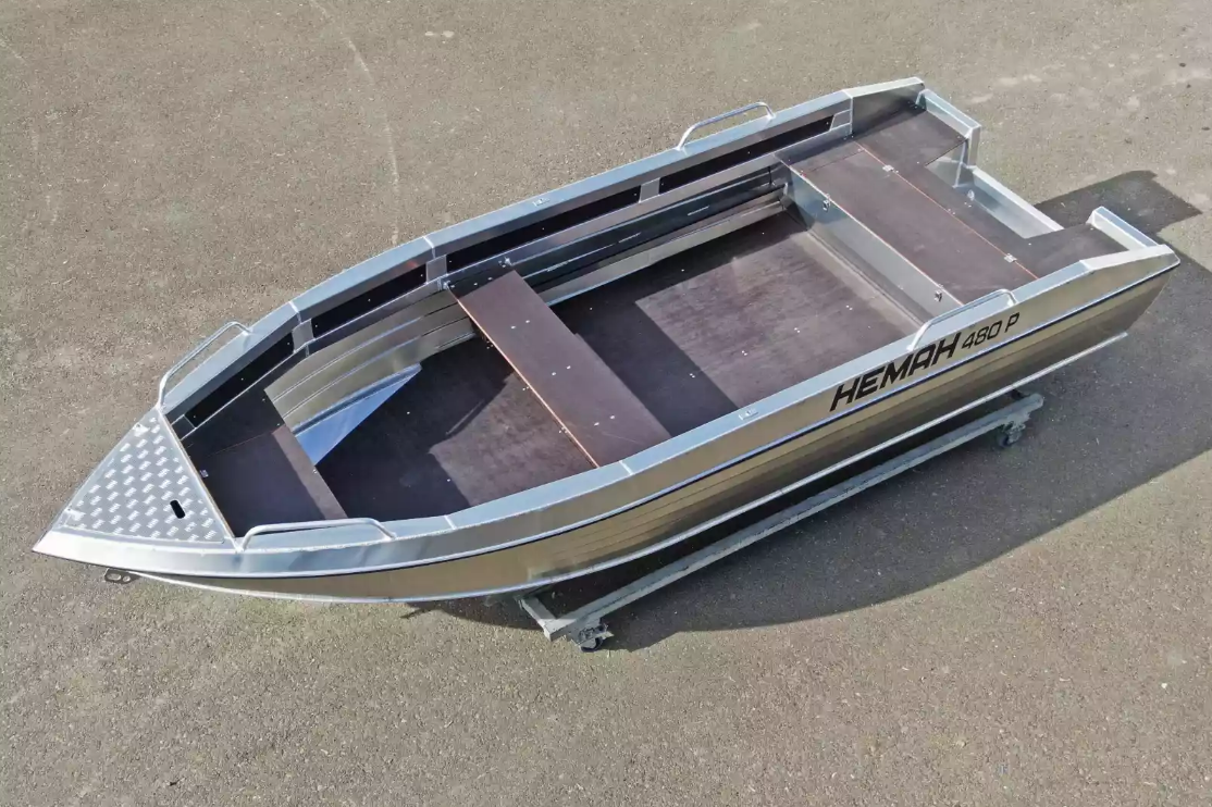 Алюминиевая лодка  Неман-480 Р в Южно-Сахалинске