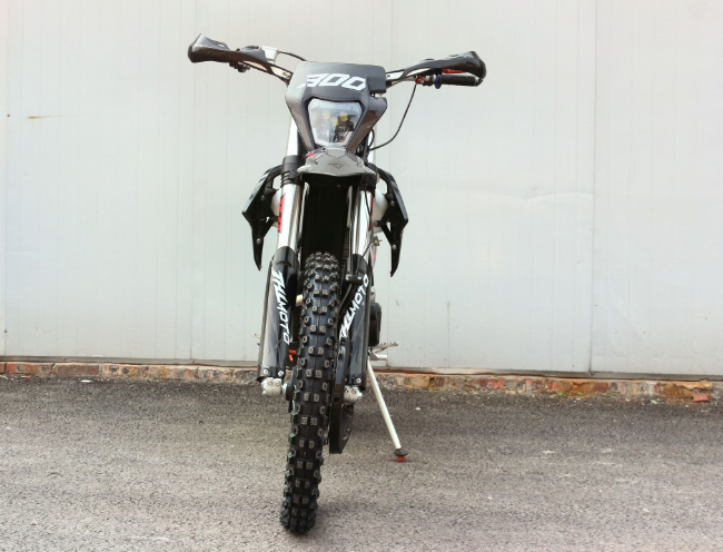 Мотоцикл JHLMOTO JHL Z3+ CB300 (175FMM) в Южно-Сахалинске