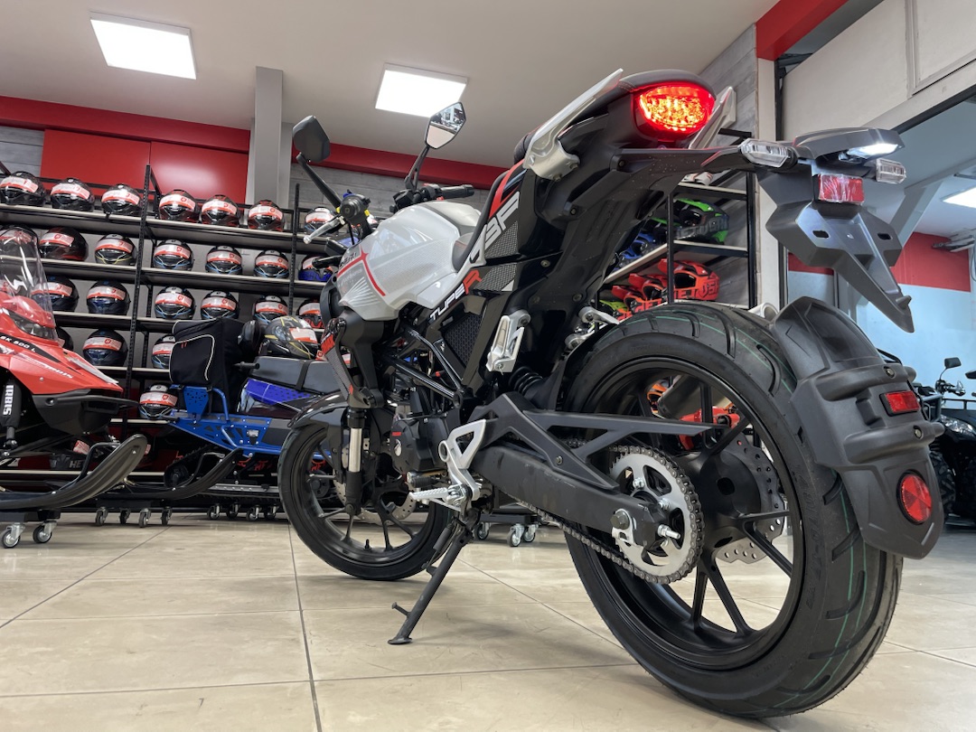Мопед PROMAX CB150R (49) в Южно-Сахалинске