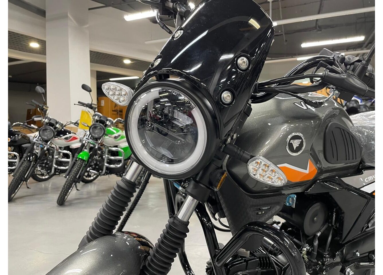 Мопед VMC NOVA 49сс (125сс) Led Full, дисковый тормоз, RKB RATO с баланс. валом, сигнализация в Южно-Сахалинске