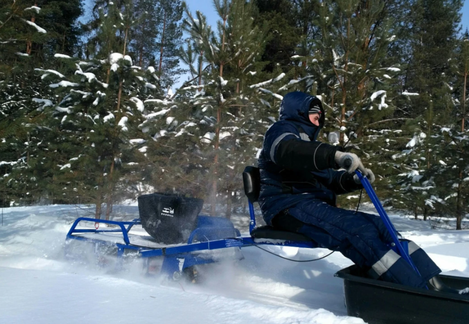 Мотобуксировщик толкач Альбатрос-XL8 с модулем. С фарой, склизы в Южно-Сахалинске