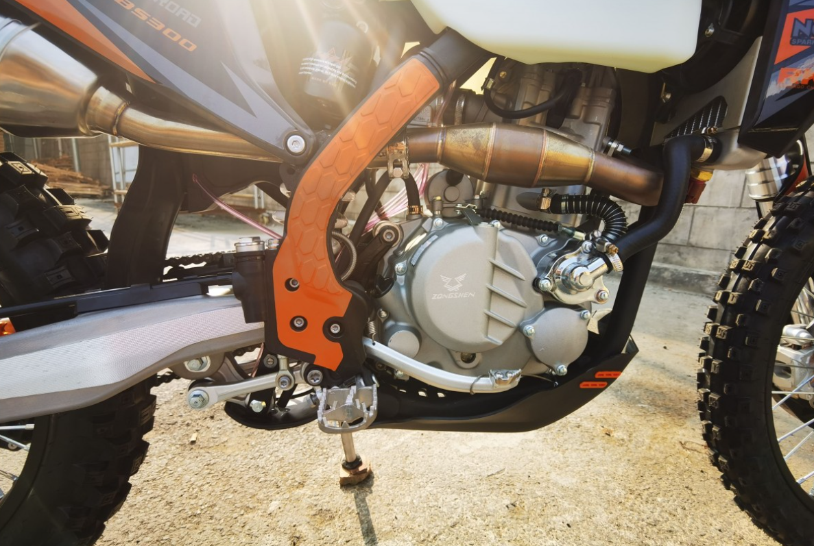 Мотоцикл JHLMOTO JHL Z5 NB300 (174MN-5) в Южно-Сахалинске