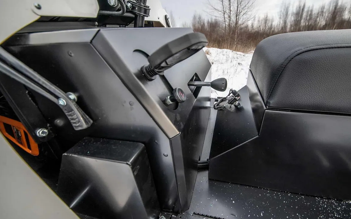 Снегоход БТС "АРКТИК 4Т / ЛОНГ" 18.5 л.с. э/зап, реверс, тормоз в Южно-Сахалинске