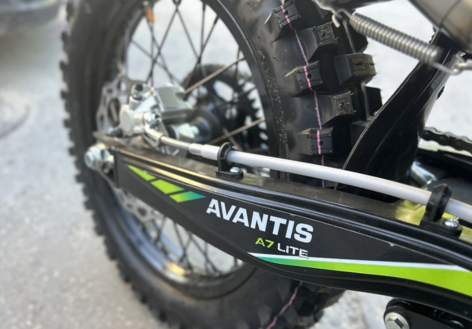 Мотоцикл AVANTIS A7 NEW LITE (CB250-F/172FMM-3A) KKE (2023) в Южно-Сахалинске