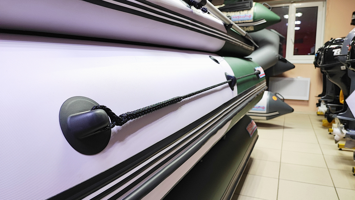 Лодка MISHIMO FAMILY PRO 350 в Южно-Сахалинске