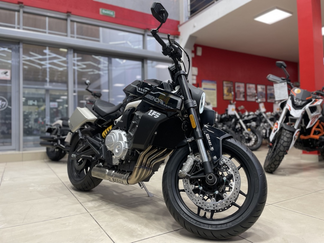 Мотоцикл Benda LFS 700 в Южно-Сахалинске