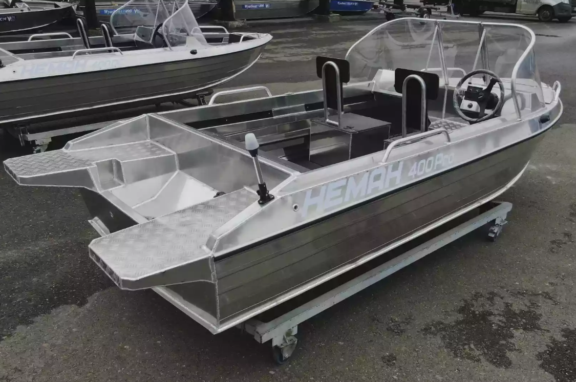 Алюминиевая лодка  Neman-400 PRO в Южно-Сахалинске