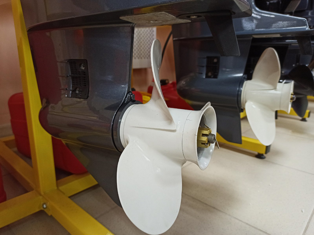 Лодочный мотор BREEZE T30S (2х тактный) в Южно-Сахалинске