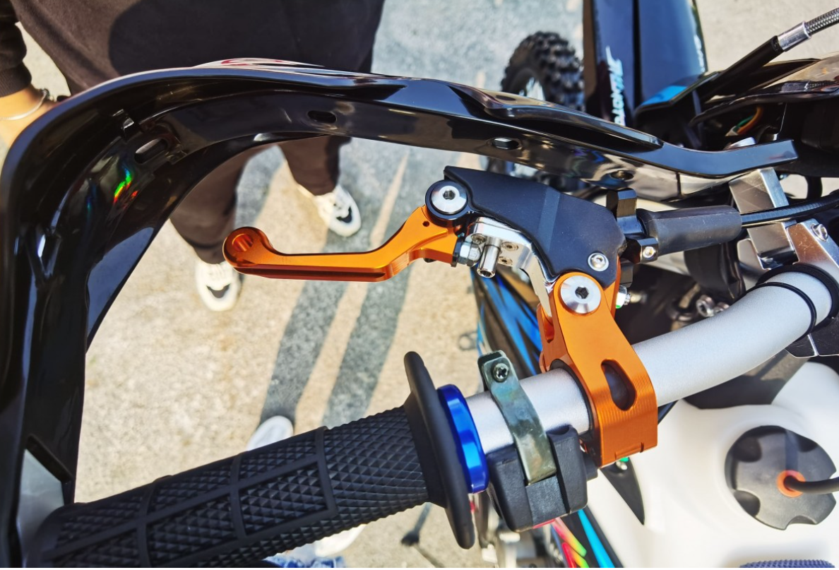 Мотоцикл JHLMOTO JHL Z3 CB250 (172FMM-3A) в Южно-Сахалинске