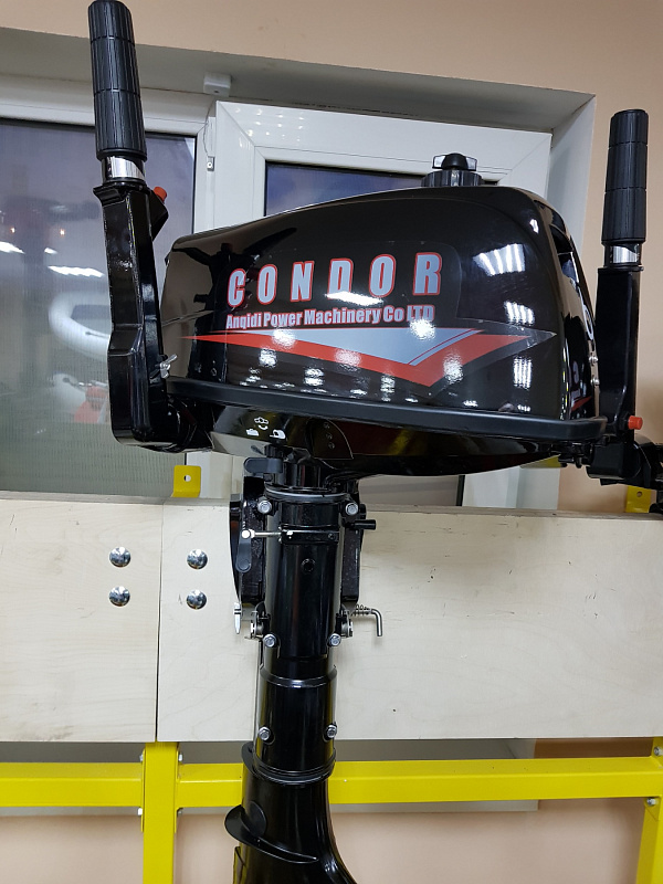Лодочный мотор Condor T5HS с баком 12 л. в Южно-Сахалинске