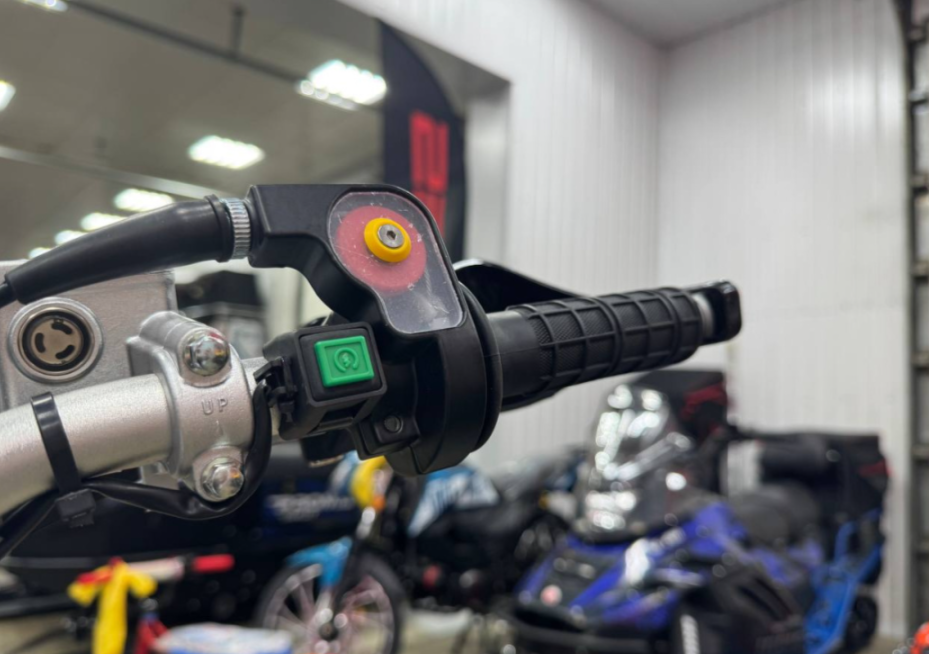 Мотоцикл (питбайк) PROMAX FIDET (ФАЙДЕТ) 190E PRO 17/14 в Южно-Сахалинске