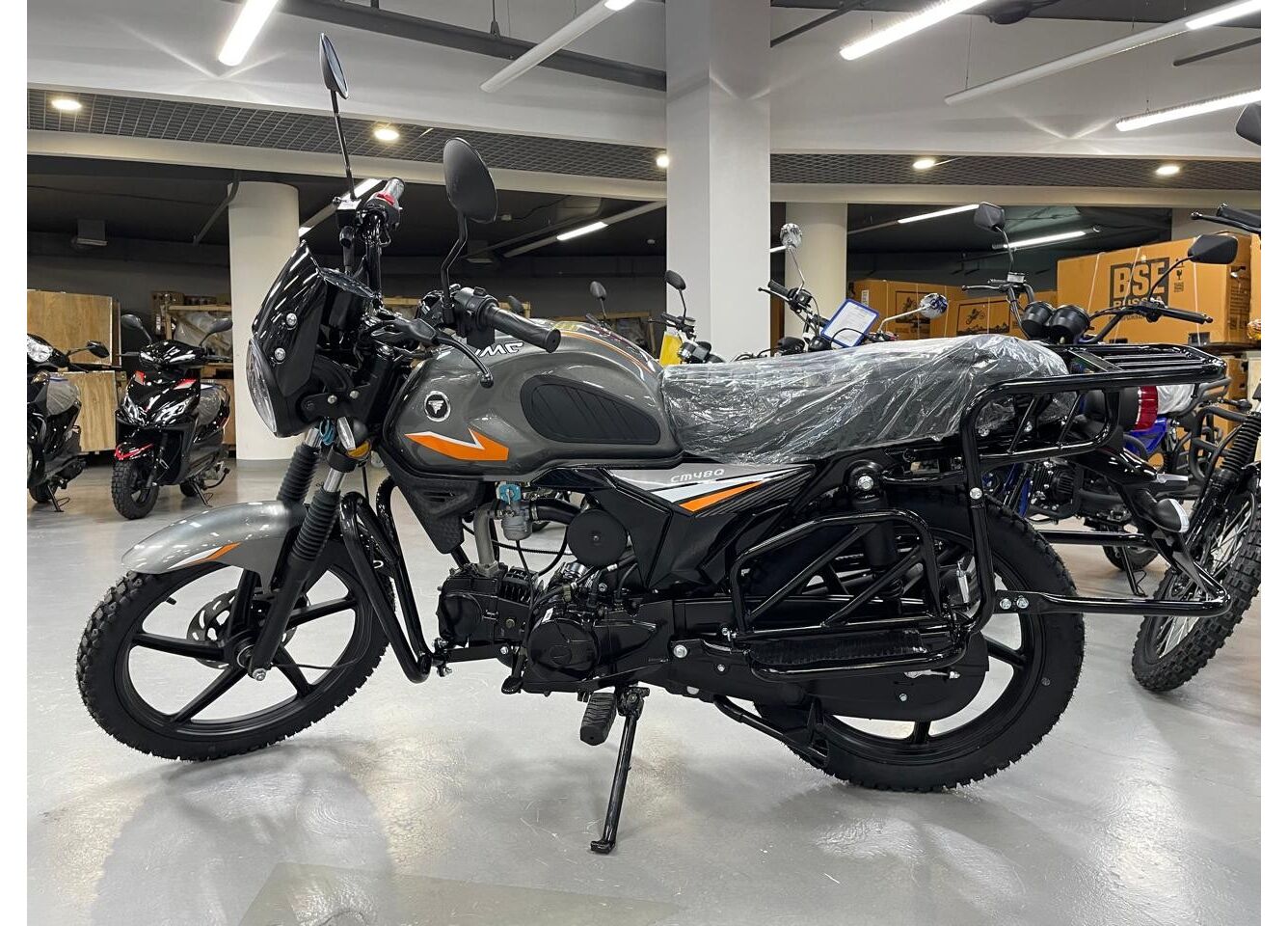 Мопед VMC NOVA 49сс (125сс) Led Full, дисковый тормоз, RKB RATO с баланс. валом, сигнализация в Южно-Сахалинске