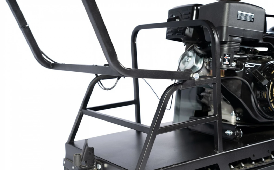 Мотобуксировщик БУРЛАК-M2 LFK 15 л.с. Промысловик в Южно-Сахалинске