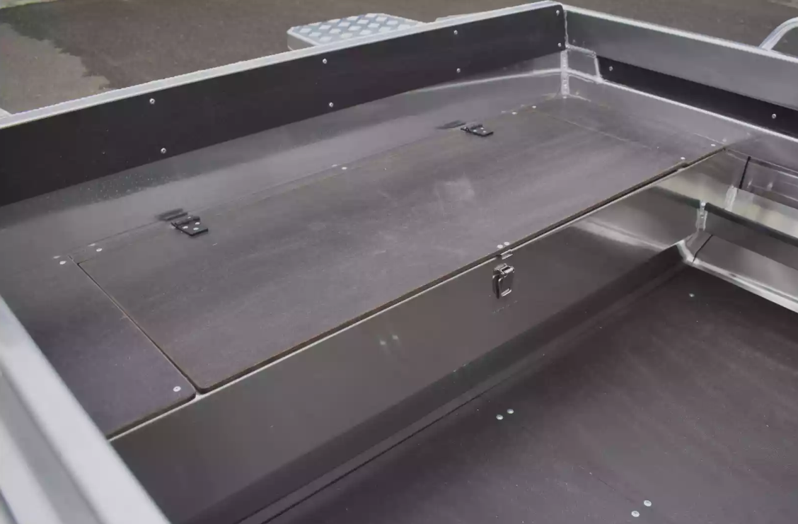 Алюминиевая лодка  Neman-400 PRO в Южно-Сахалинске