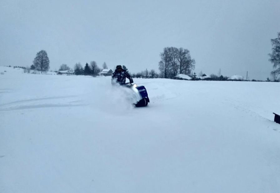 Мотобуксировщик Альбатрос-XLV 9 тележки, 1450 мм в Южно-Сахалинске