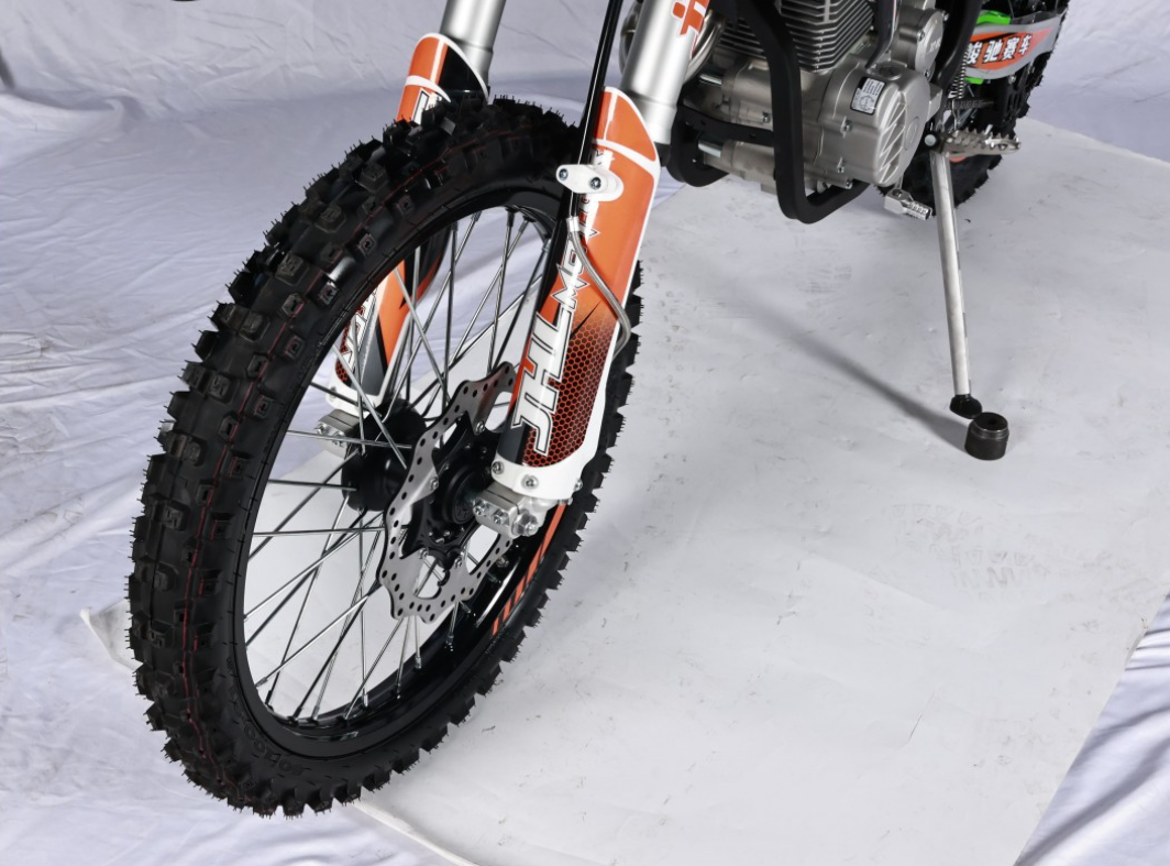 Мотоцикл JHLMOTO JHL LX1 CB250 (172FMM-3A) в Южно-Сахалинске