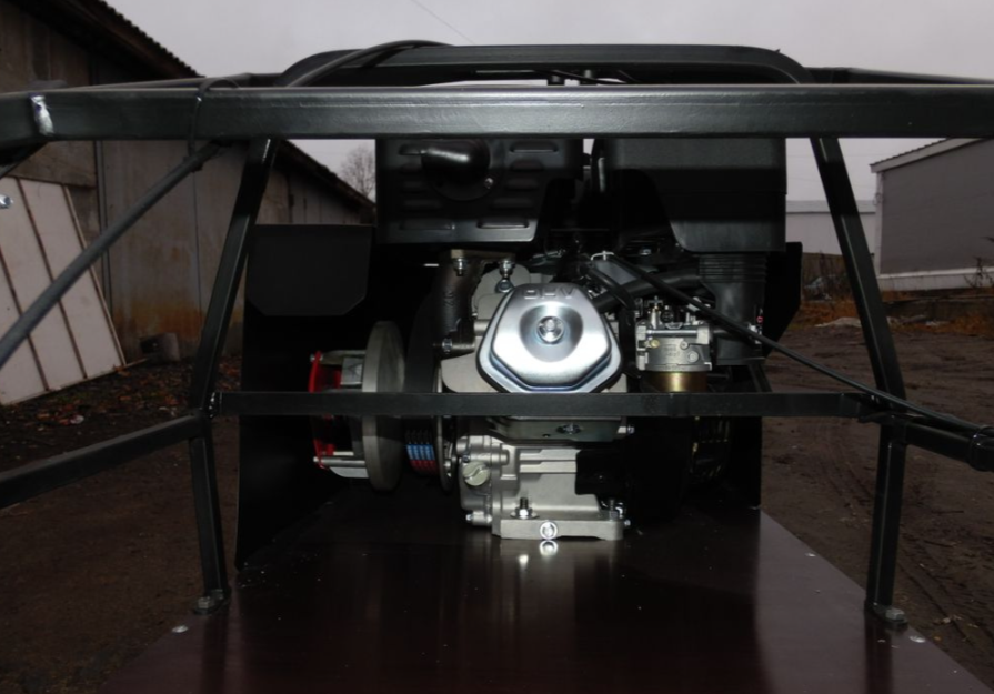 Мотобуксировщик AhtaR Зима 15 л/с с вариатором в Южно-Сахалинске