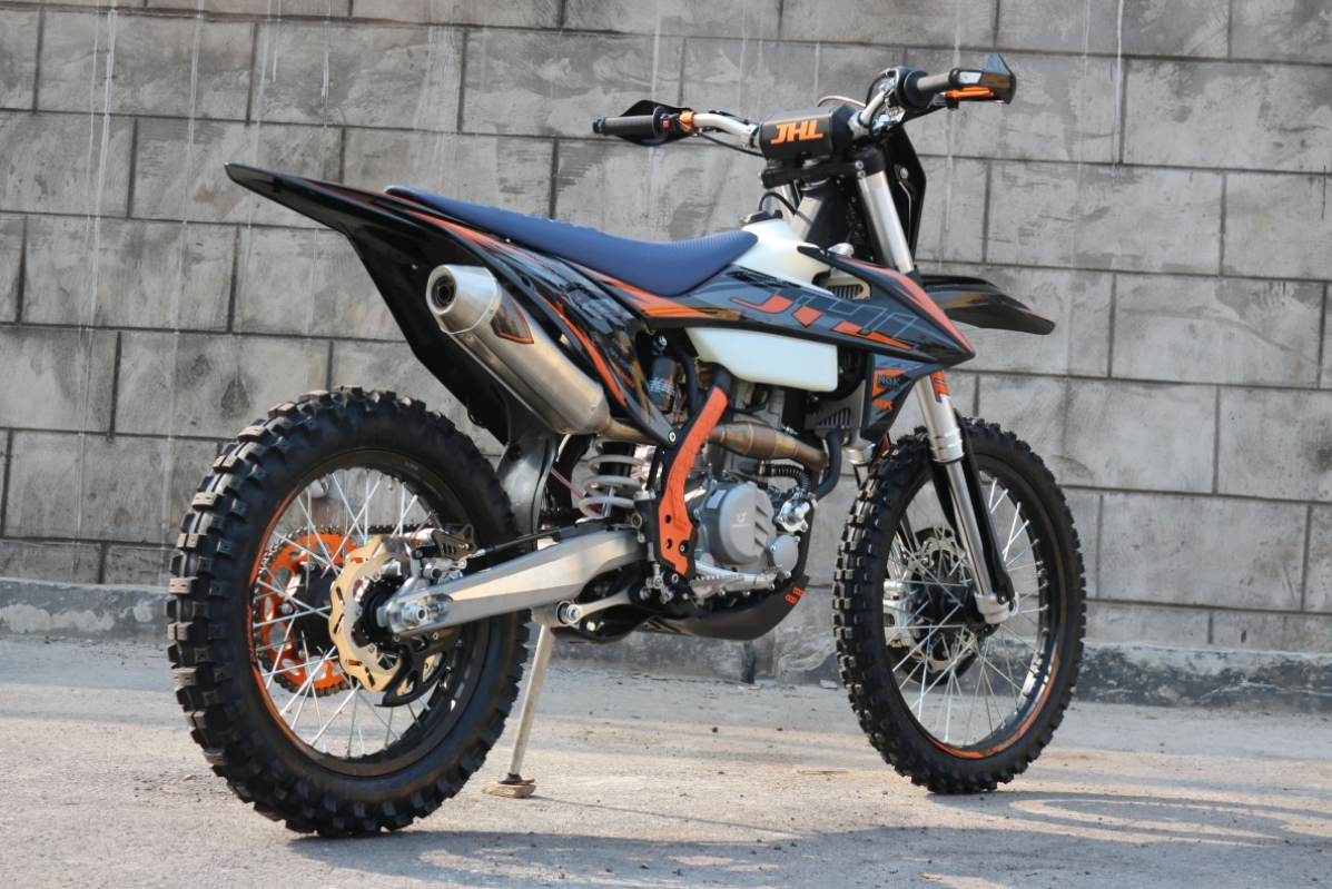 Мотоцикл JHLMOTO JHL Z6 NB300 (174MN-5) в Южно-Сахалинске