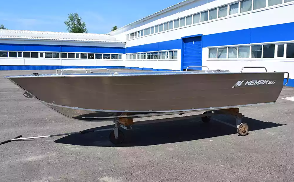 Алюминиевая лодка Неман-500 P в Южно-Сахалинске