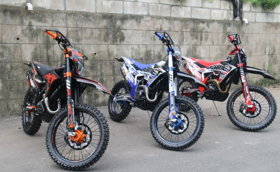 Кроссовый мотоцикл FAIDET CB300RL MAX KYB-TECH в Южно-Сахалинске