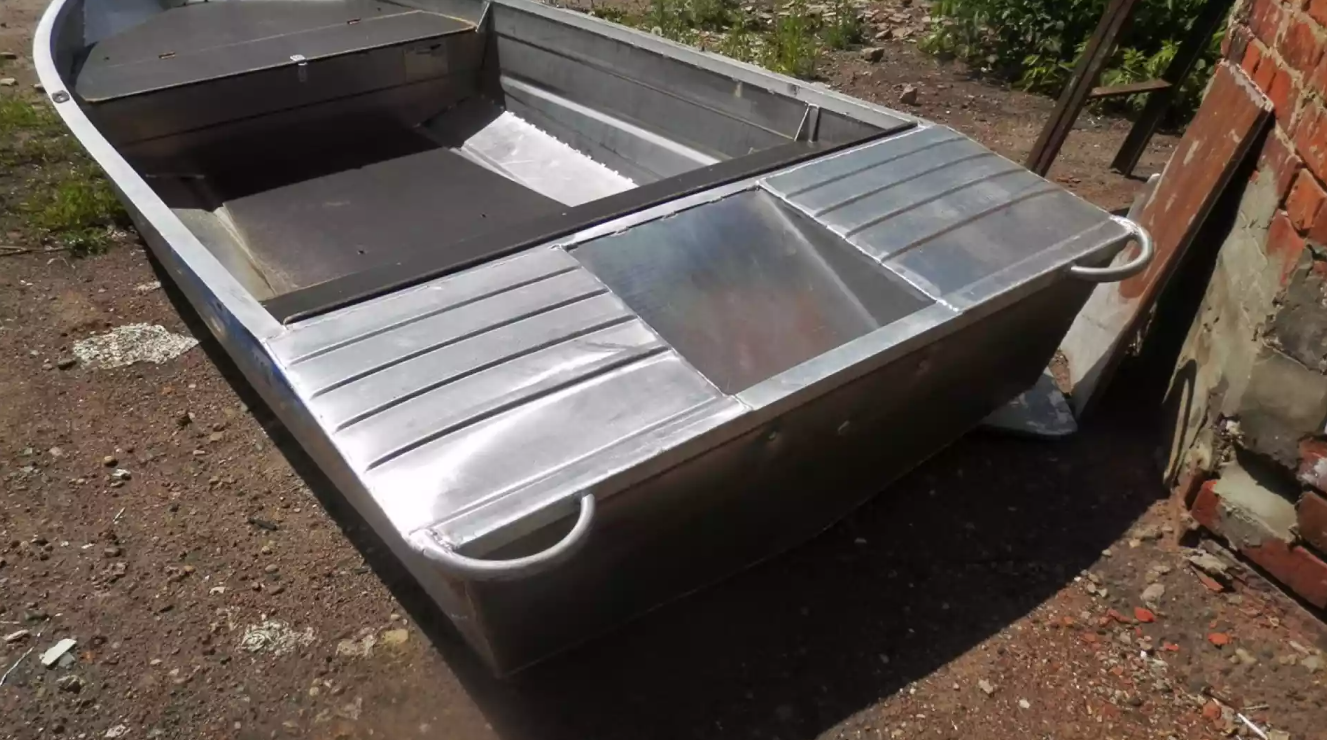 Алюминиевая лодка Вятка-Профи Вариант в Южно-Сахалинске