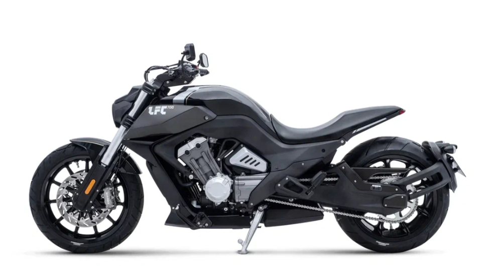 Мотоцикл Benda LFC 700 в Южно-Сахалинске