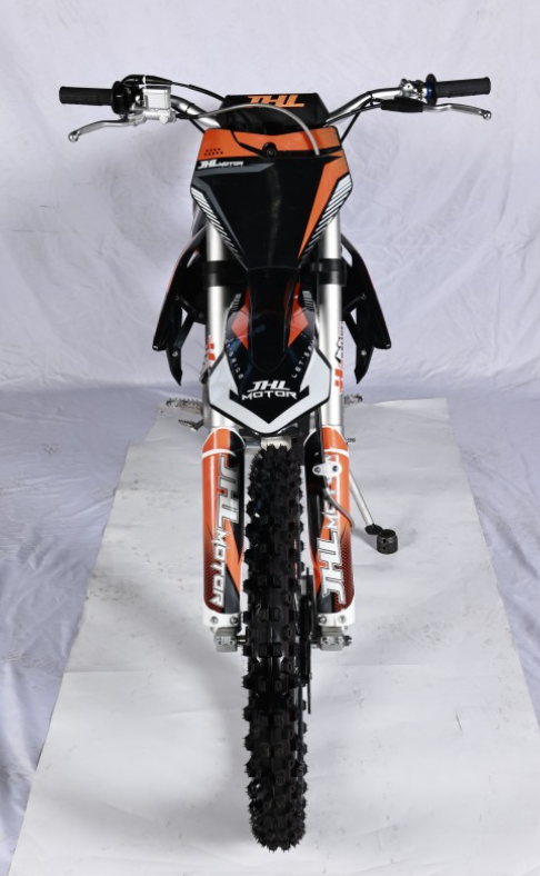 Мотоцикл JHLMOTO JHL LX1 CB250 (172FMM-3A) в Южно-Сахалинске