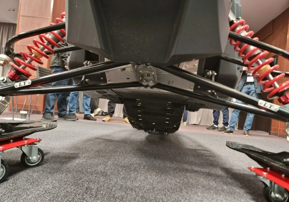 Снегоход AODES Siberiacross 1000 SWT 600mm LCD 6.8 в Южно-Сахалинске