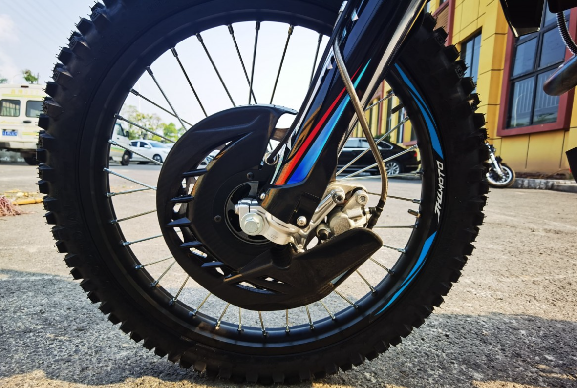 Мотоцикл JHLMOTO JHL Z3 CB250 (172FMM-3A) в Южно-Сахалинске