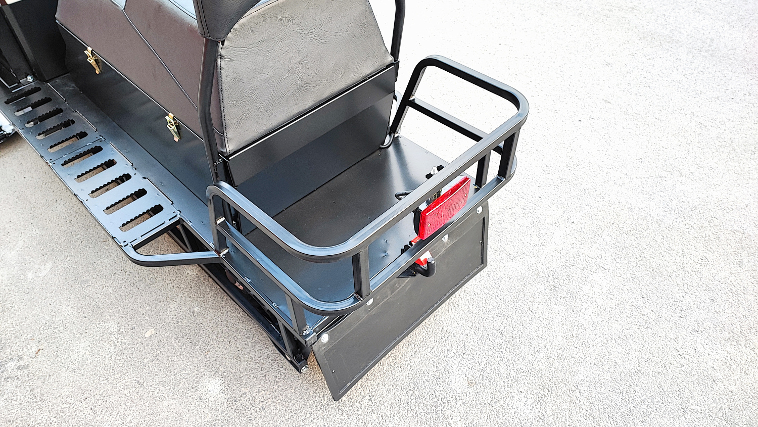 Снегоход PROMAX YAKUT 500 2.0 4T 29 в Южно-Сахалинске