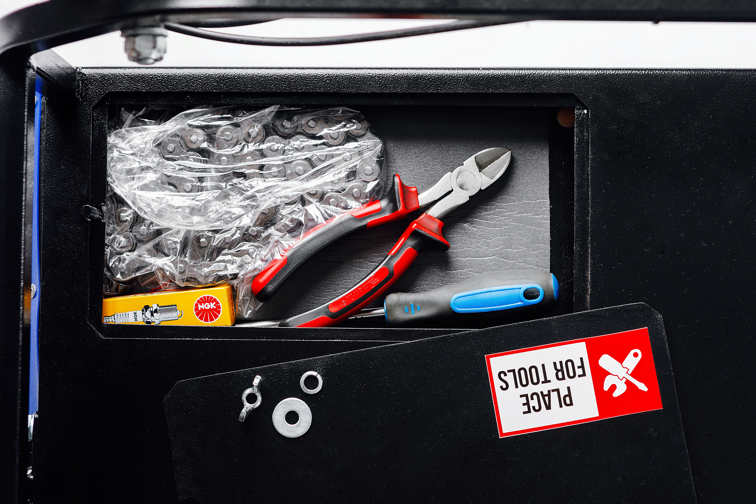 МОТОБУКСИРОВЩИК IKUDZO LONG 2.0 1700/500 EKR15 в Южно-Сахалинске