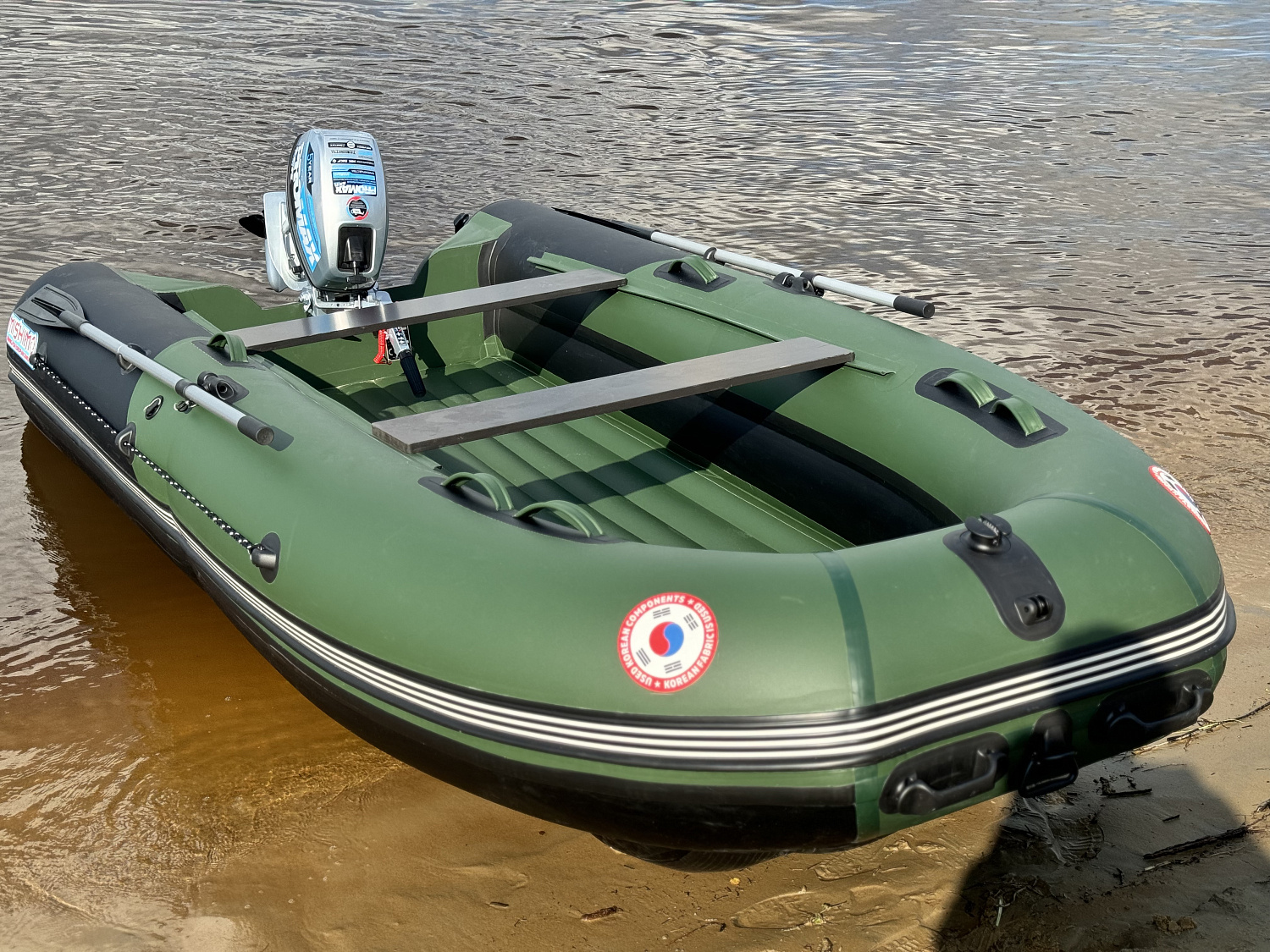 Лодка MISHIMO BIG FLOOR 420 в Южно-Сахалинске