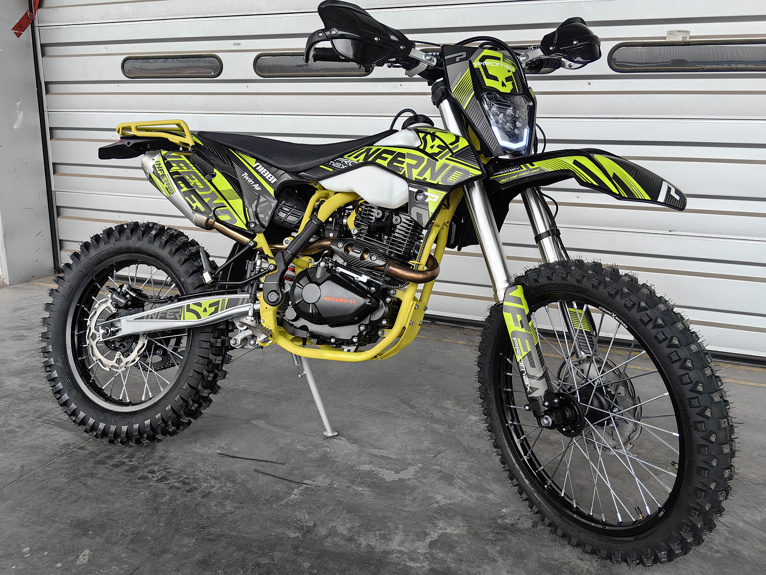 Кроссовый мотоцикл PROMAX INFERNO 380 (4 valves, 6 gears) в Южно-Сахалинске