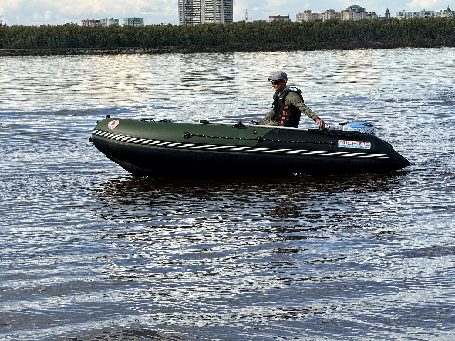 Лодка MISHIMO BIG FLOOR 380 в Южно-Сахалинске