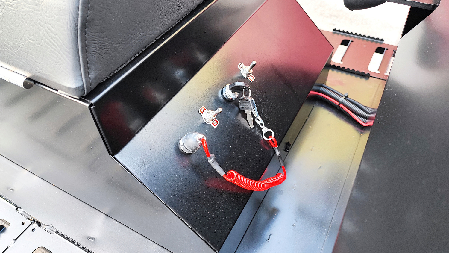 Снегоход PROMAX YAKUT 500 2.0 4T 29 в Южно-Сахалинске