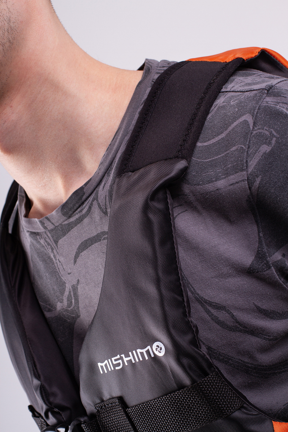 Жилет спасательный MISHIMO PRO Премиум качества Черно-оранжевый в Южно-Сахалинске