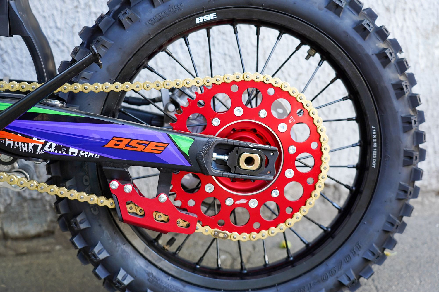 Эндуро / кроссовый мотоцикл BSE T7 Joker (ZS174-5А) Sport в Южно-Сахалинске