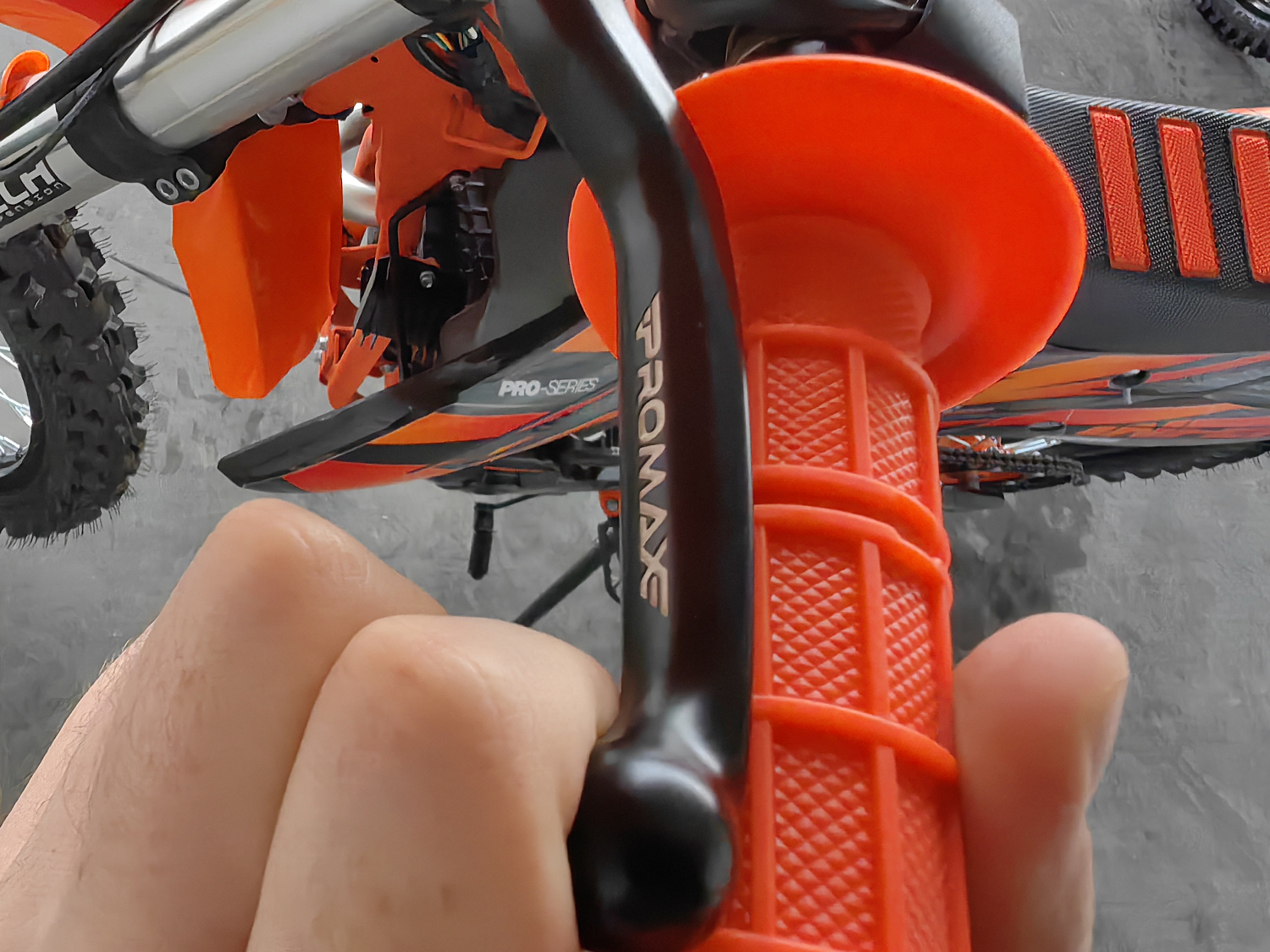 Кроссовый мотоцикл PROMAX INFERNO 380 (4 valves, 6 gears) в Южно-Сахалинске