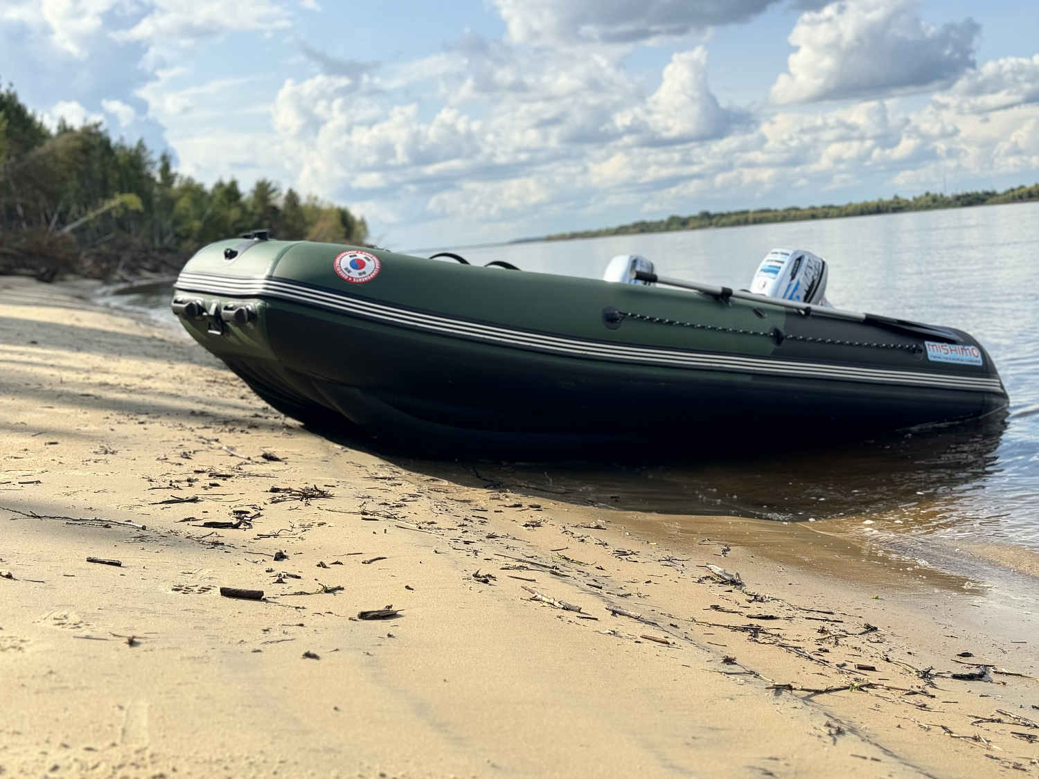 Лодка MISHIMO BIG FLOOR 420 в Южно-Сахалинске