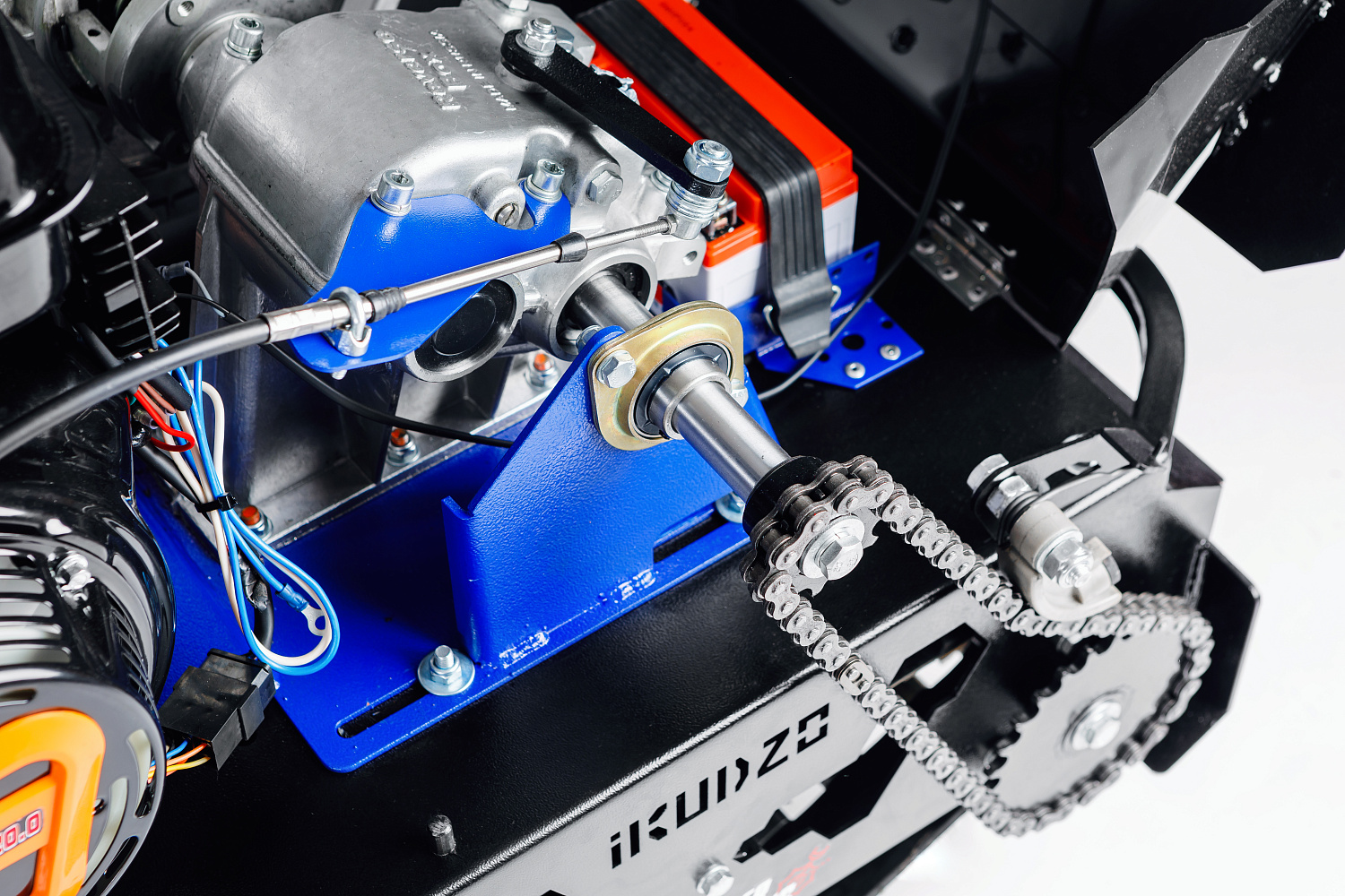 МОТОБУКСИРОВЩИК IKUDZO LONG 2.0 1700/500 EKR15 в Южно-Сахалинске