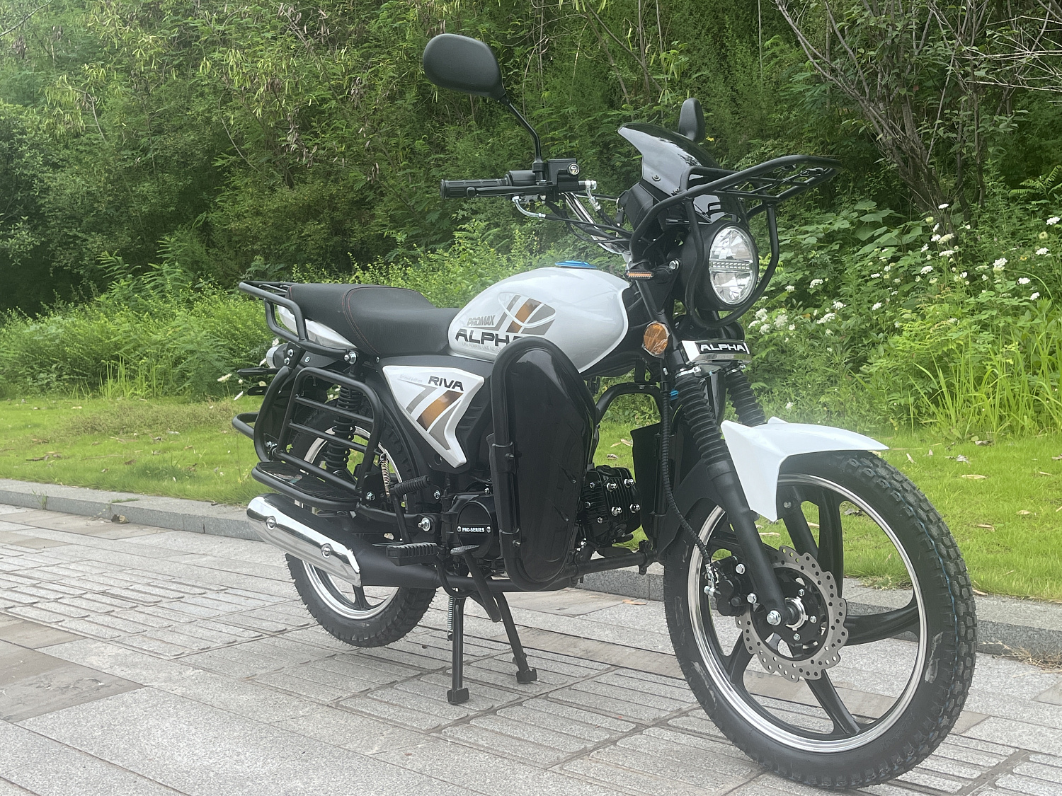 Мопед PROMAX ALPHA RIVA OFF-ROAD 130(49) в Южно-Сахалинске