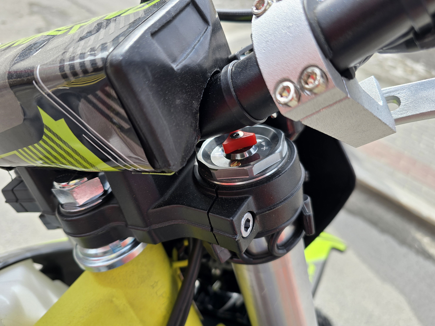 Кроссовый мотоцикл PROMAX INFERNO 380 (4 valves, 5 gears) в Южно-Сахалинске